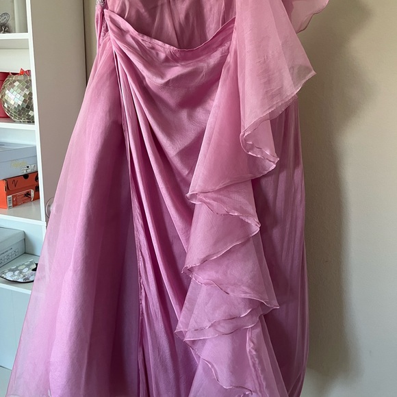 Beautiful indian choli dress /lahenga - Picture 3 of 13